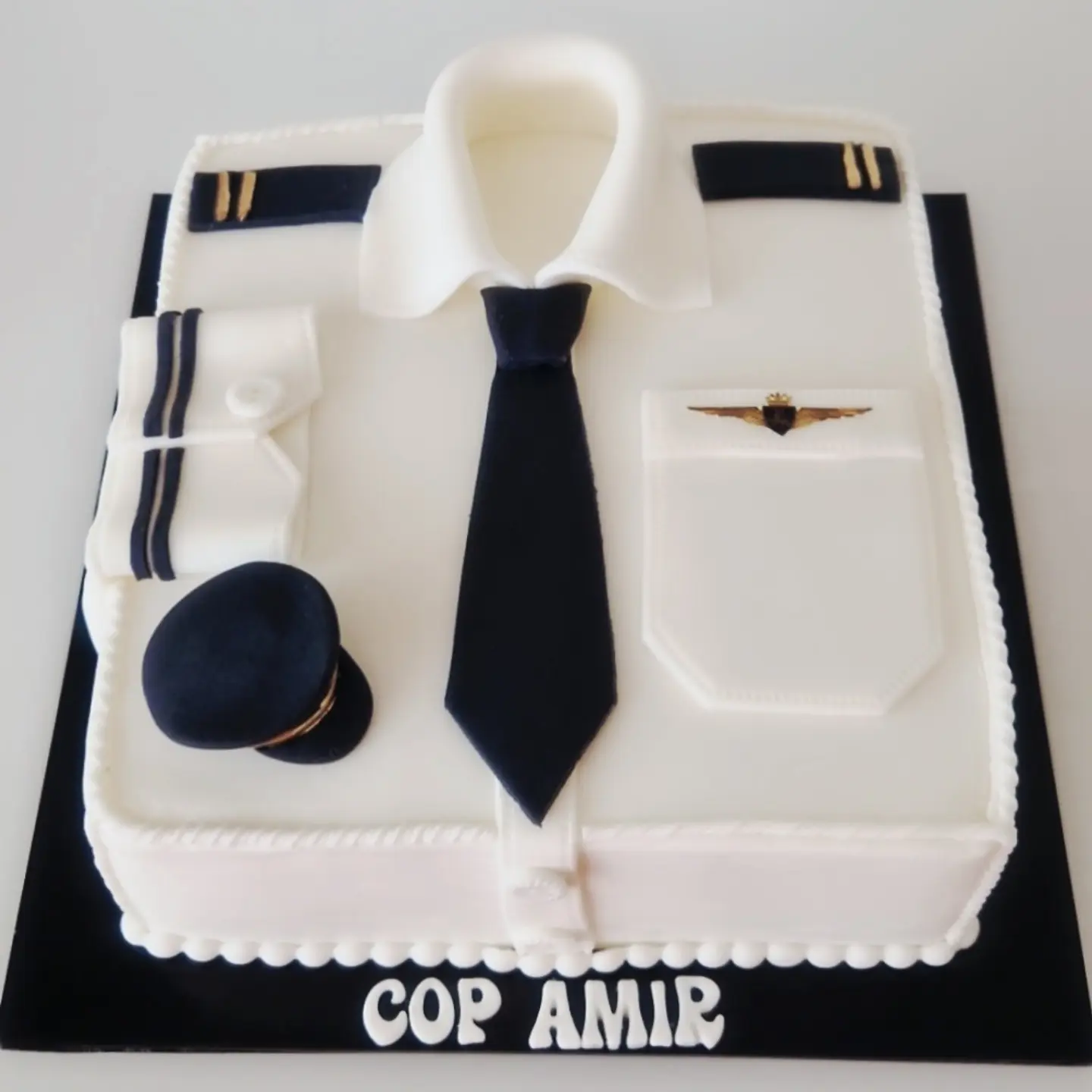 Pilot's uniform