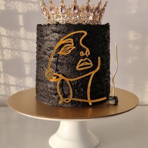 Queens Cake