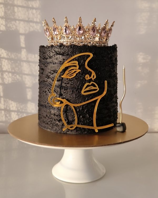 Queens Cake